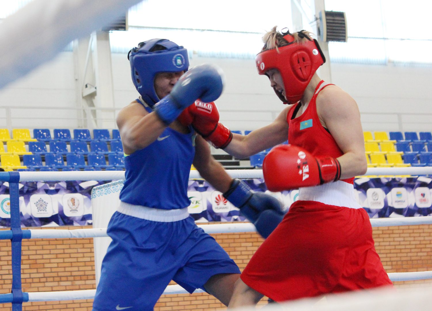 Шесть золотых медалей завоевала сборная Казахстана на Кубке СНГ по боксу