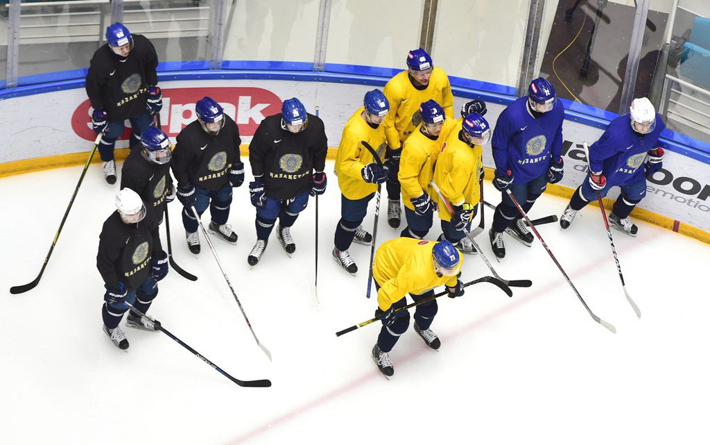 Хоккеисты начали подготовку. Пока без Даллмэна