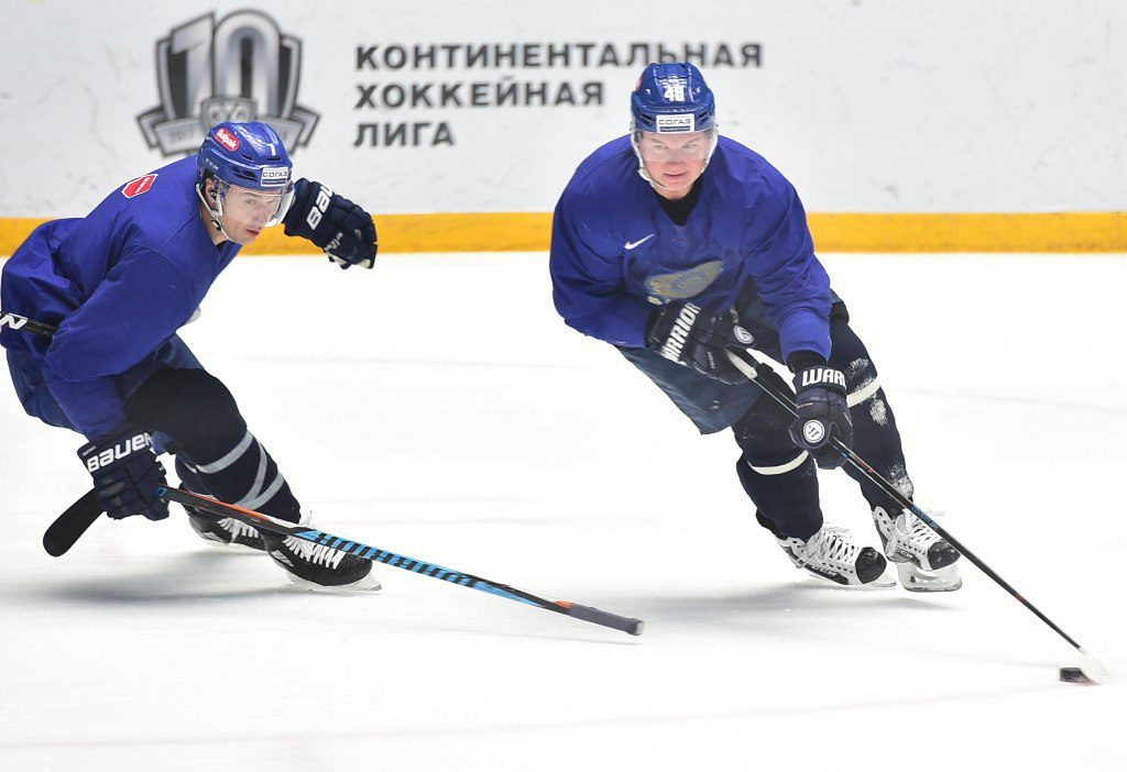 Хоккеисты начали подготовку. Пока без Даллмэна