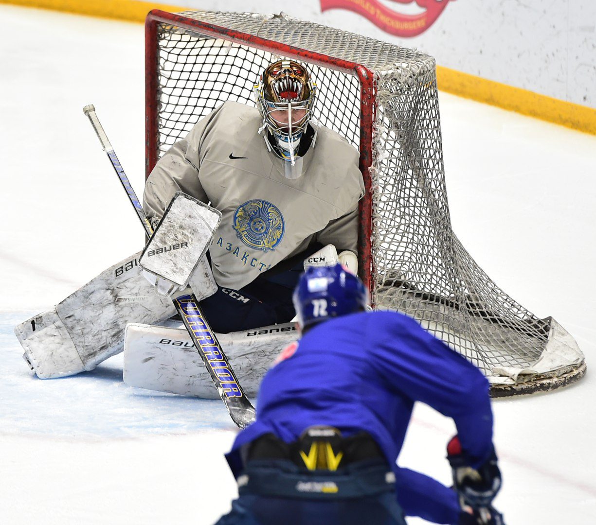 Хоккеисты начали подготовку. Пока без Даллмэна