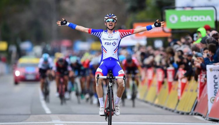 Гонщик «Астаны» упрочил лидерство на многодневке «Париж - Ницца»