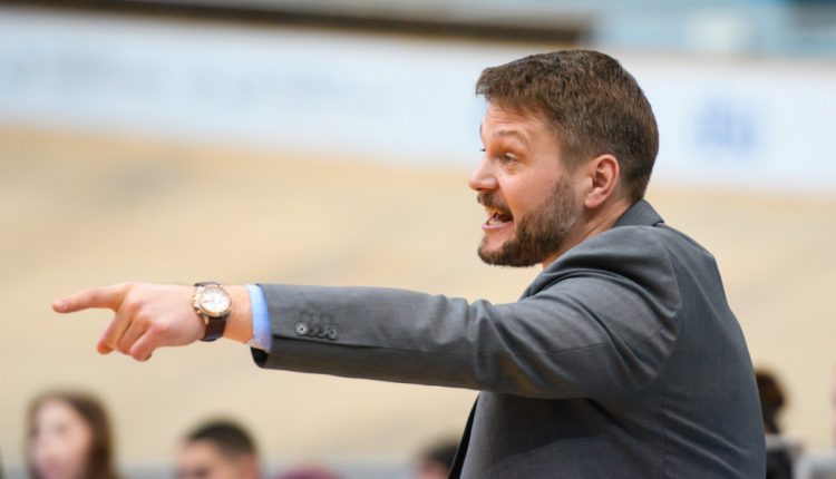 Михаил Карпенко