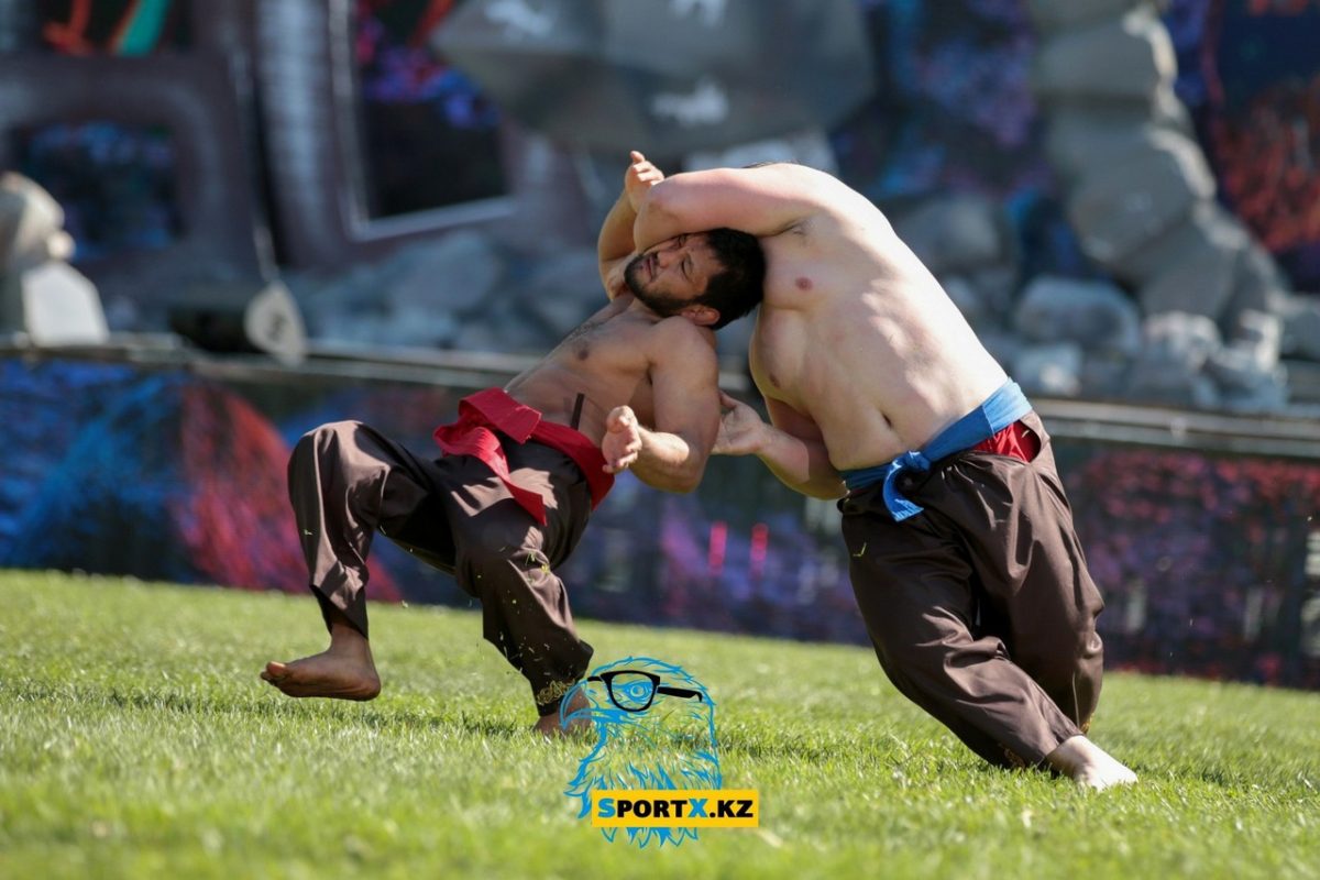 Победителем турнира по белдесу "Халык Барысы" стал Максат Кикимов