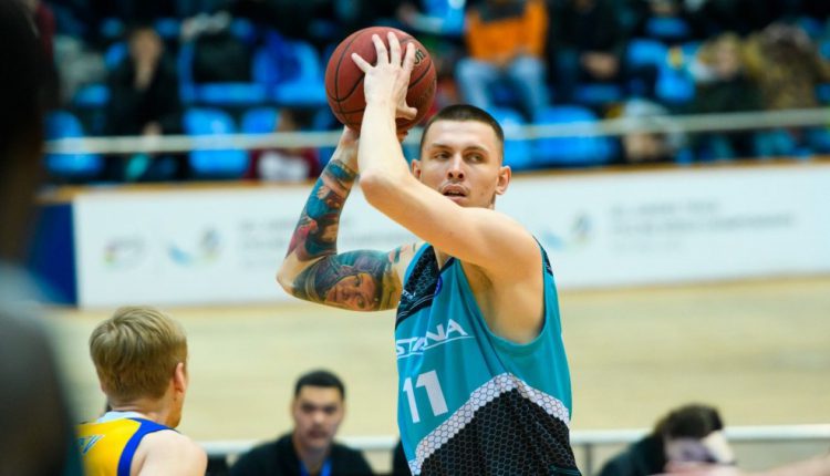 Антон ПОНОМАРЕВ