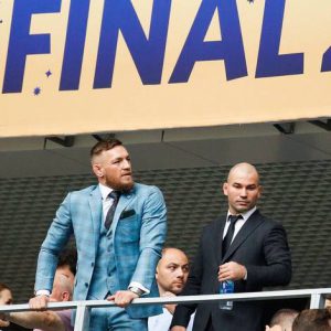 Макгрегор и Нурмагомедов встретились. Пока на «Лужниках»