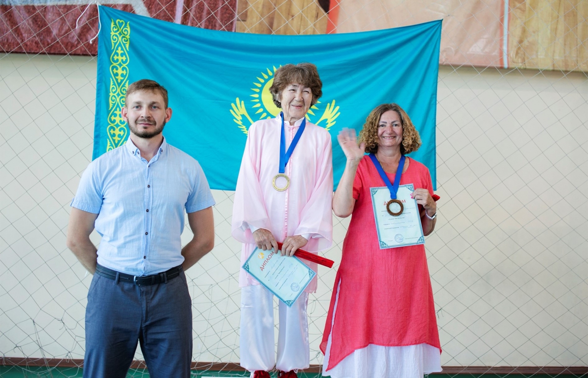 Галина Григорьевна с золотой медалью