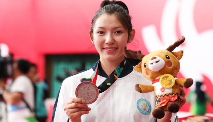 Джансель Дениз