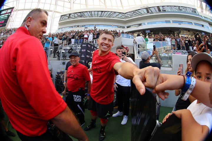 Геннадий Головкин