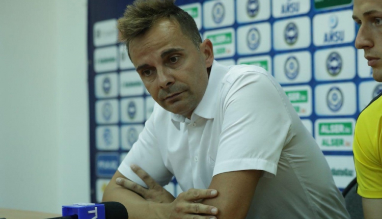 Карлос Алос