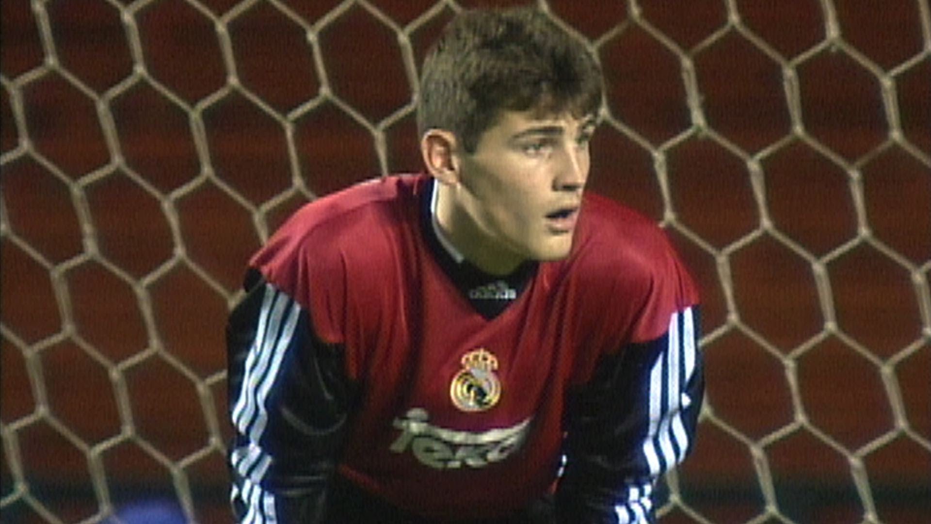 «Перед игрой я надеваю носки наизнанку» - правила жизни Икера Касильяса