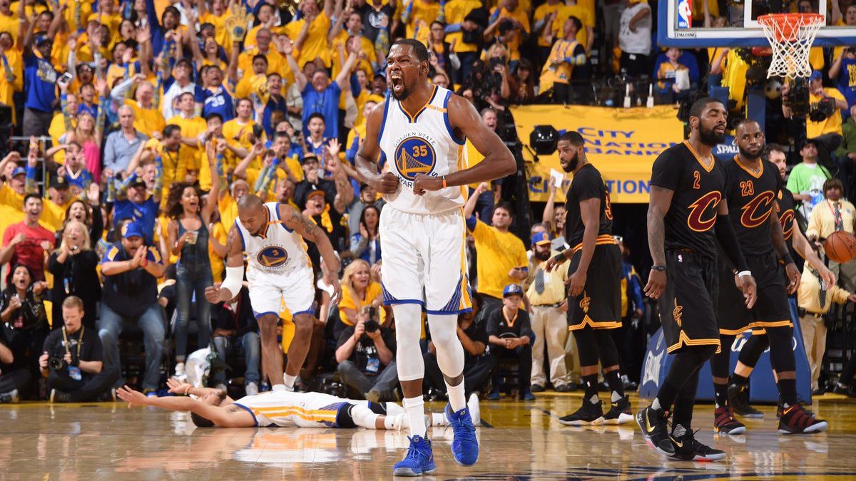 Sports Illustrated представил ТОП-10 лучших игроков НБА (ФОТО)