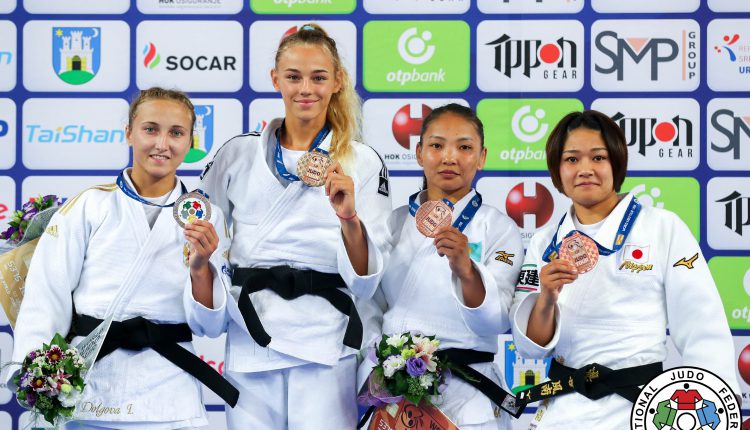 Галбадрах Отгонцэгцэг