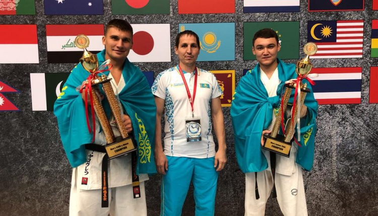 Владимир Артюшин и Еркебулан Бейсембаев