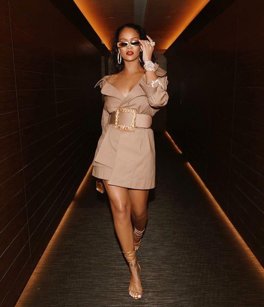 Горячие подружки чемпиона Формулы-1 Льюиса Хэмилтона