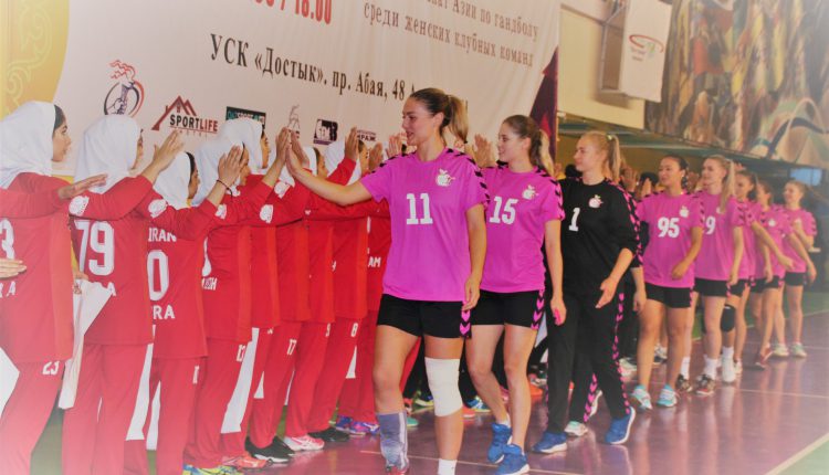 Гандболистки "Алматы"