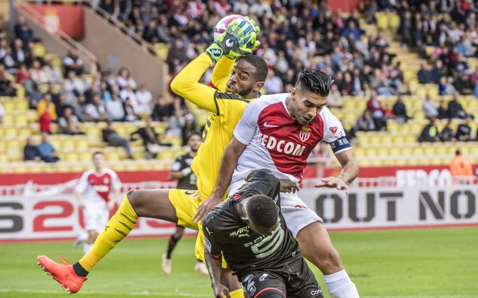 «Ренн» дал забить Фалькао, но тем не менее обыграл «Монако»