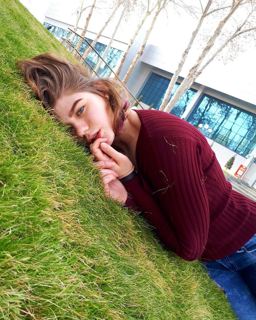 Новым секс-символом казахстанского спорта стала 19-летняя пловчиха