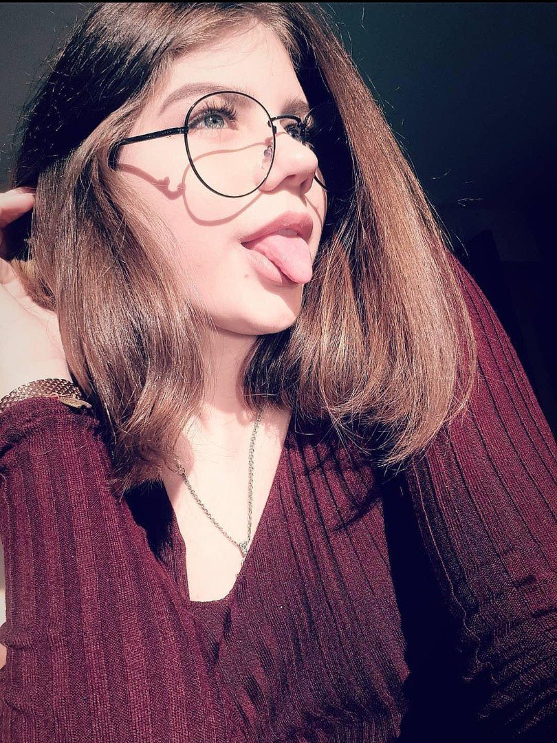 Новым секс-символом казахстанского спорта стала 19-летняя пловчиха