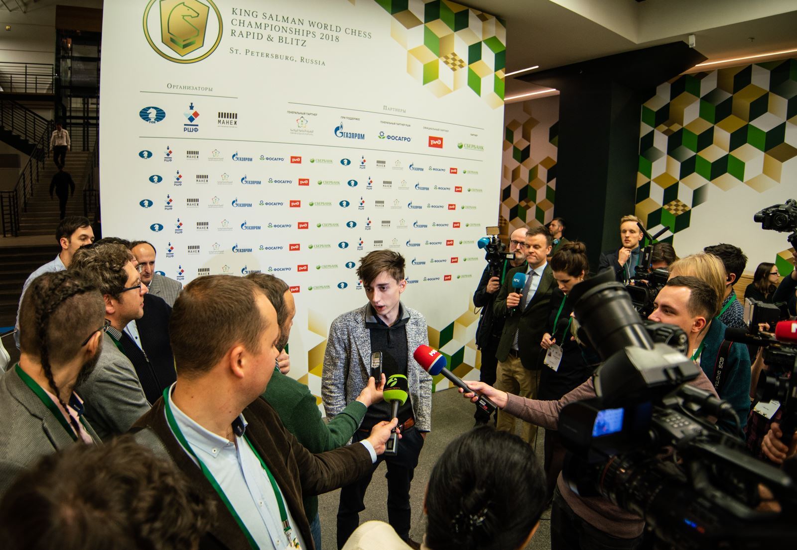 Даниил Дубов