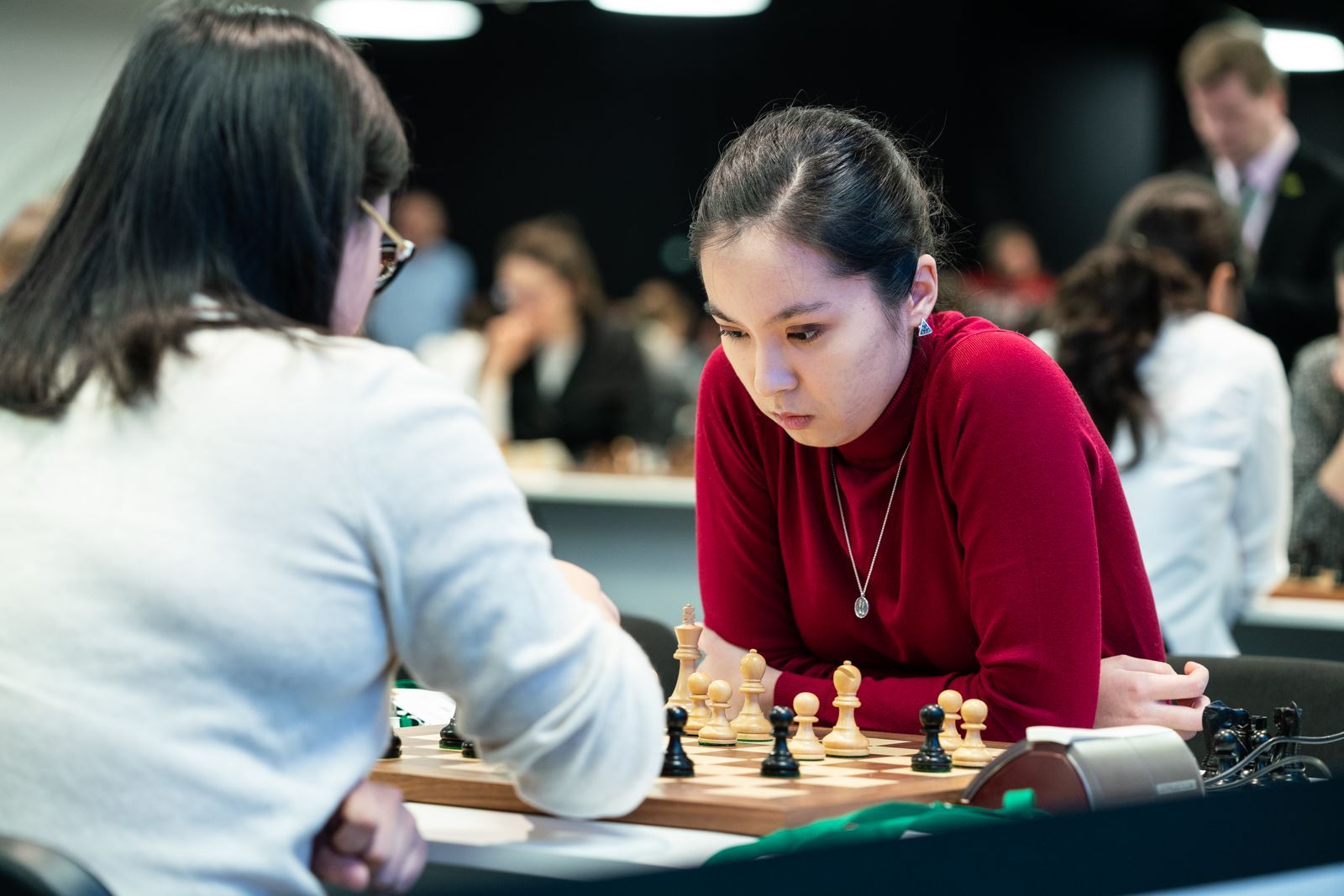 Динара Садуакасова