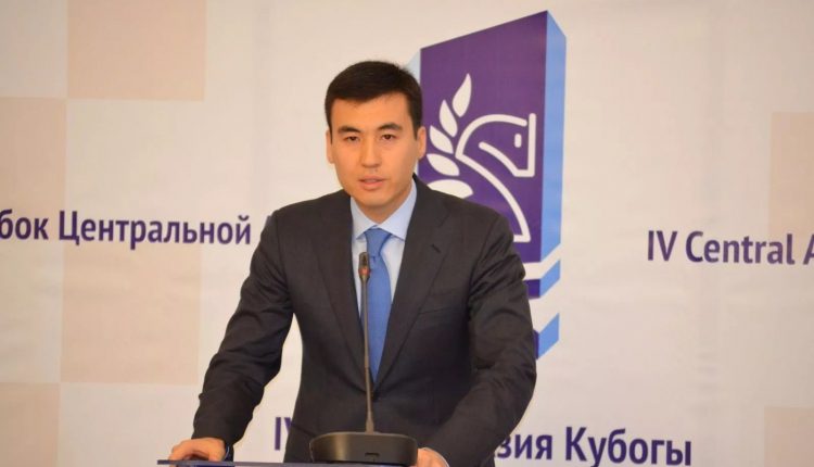 Галимжан Есенов