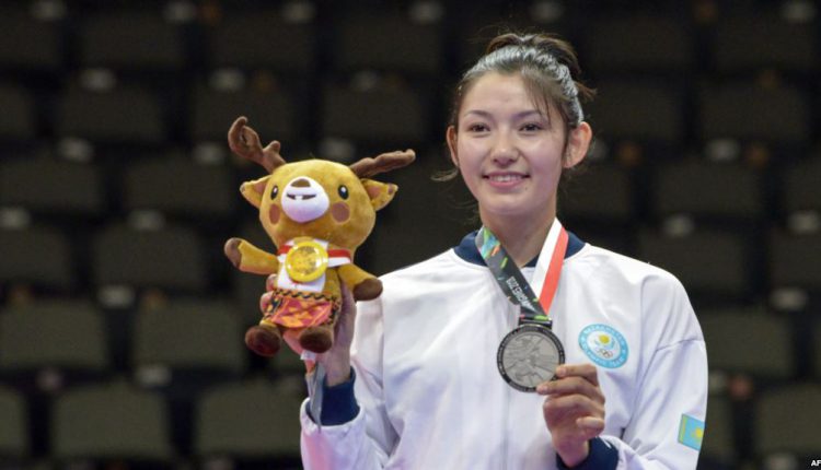 Жансель Денис