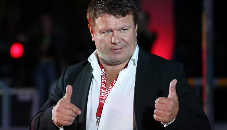 Олег Тактаров