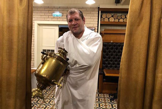 Александр Емельяненко