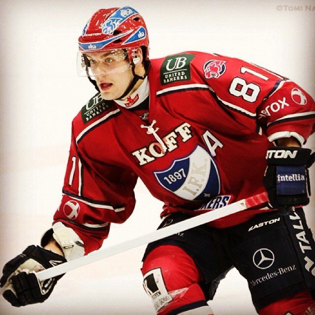 Ииро Пакаринен