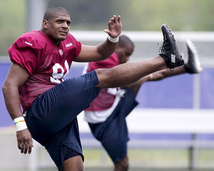 Иностранные спортсмены, которым точно не будут рады в Казахстане