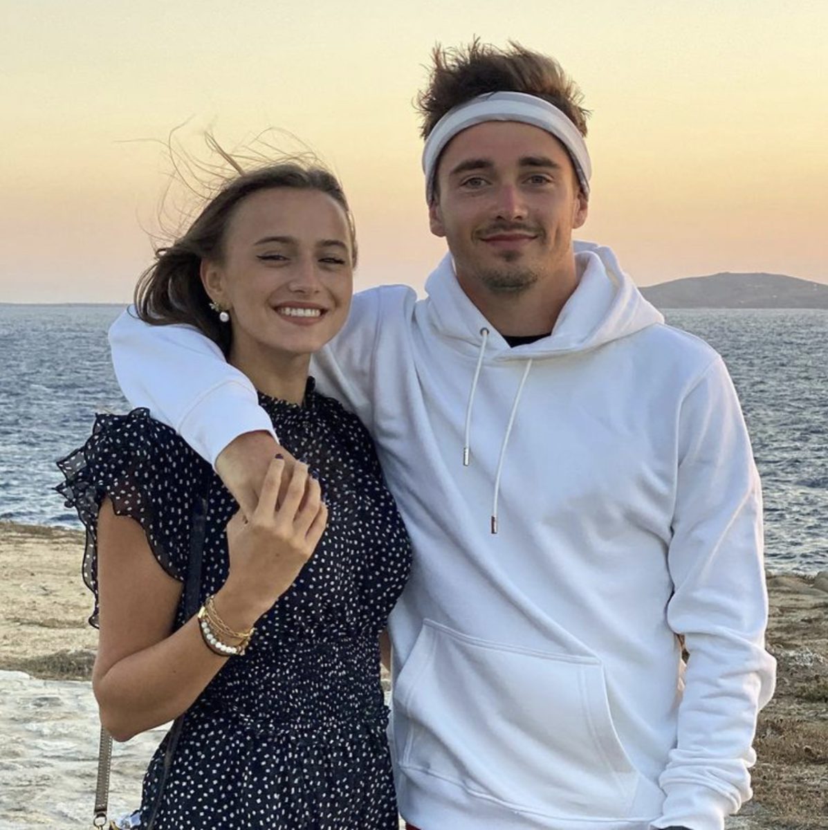 Шарлотта Сине — возлюбленная пилота Ф-1 Шарля Леклера