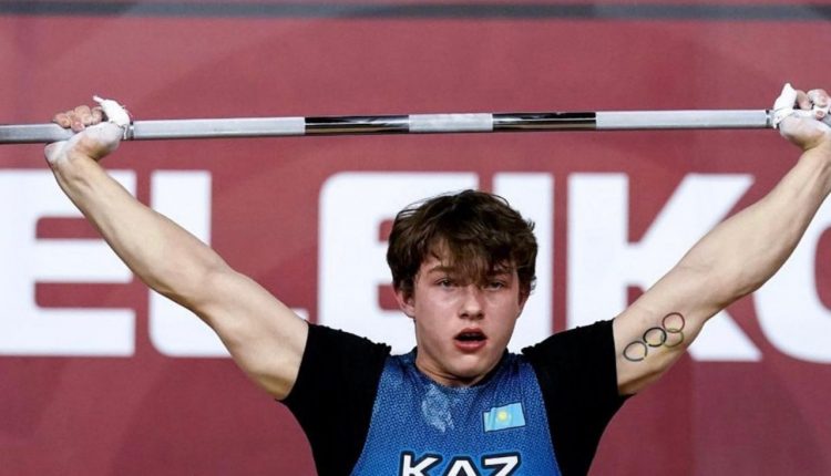 Определились чемпионы страны по тяжелой атлетике в трех весовых категориях