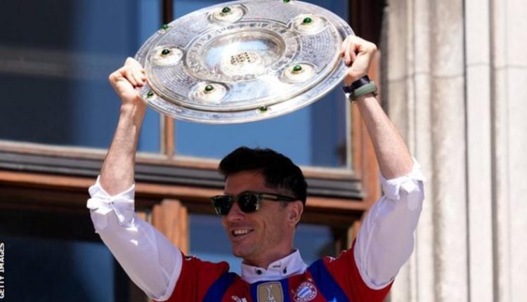 Левандовски выиграл 19 трофеев в мюнхенской «Баварии»