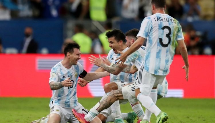 Аргентина разгромила Италию и выиграла «Финалиссиму»