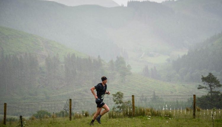 Человек против лошади: гонку Поуиса выиграл Рики Лайтфут