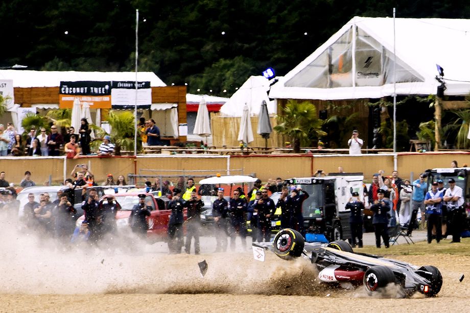 Страшная авария на Гран-при Великобритании Ф-1: как это было (Фото)