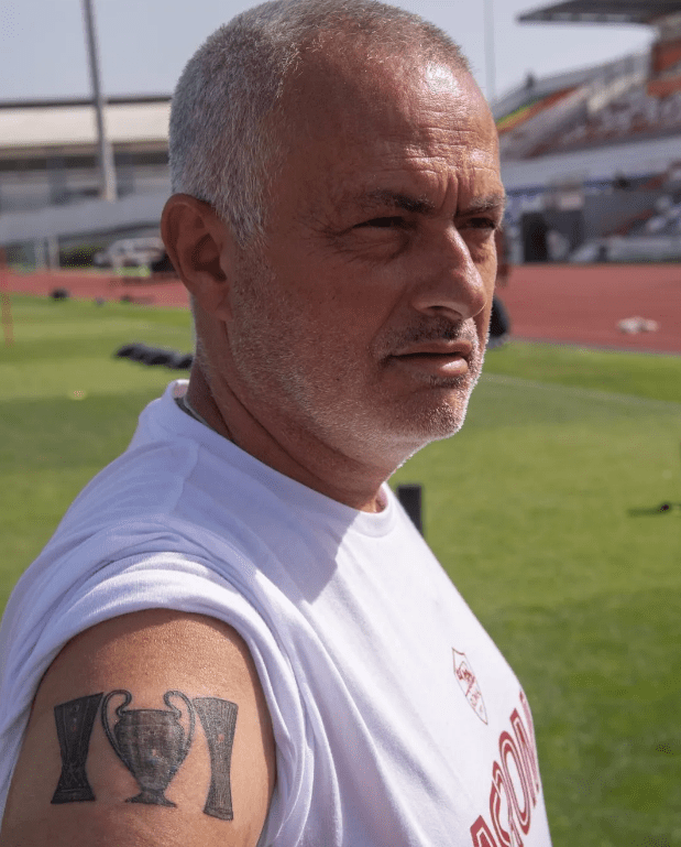 «Такую могу сделать только я» — Жозе Моуриньо показал новую татуировку