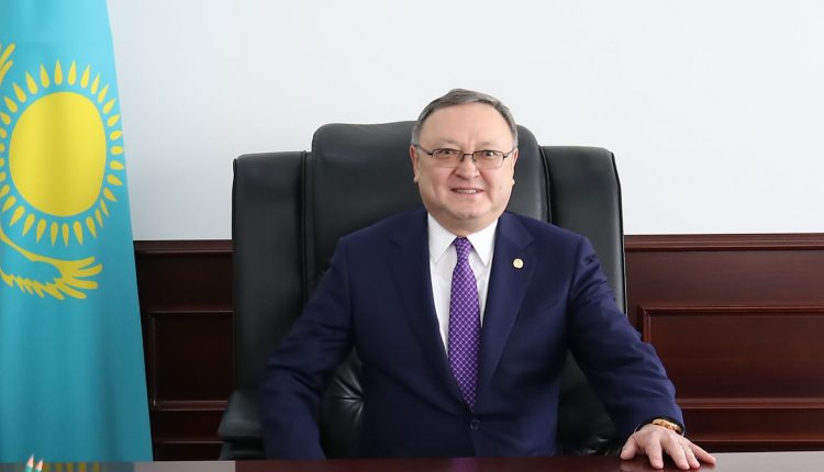ТОП-11: Рейтинг самых футбольных акимов