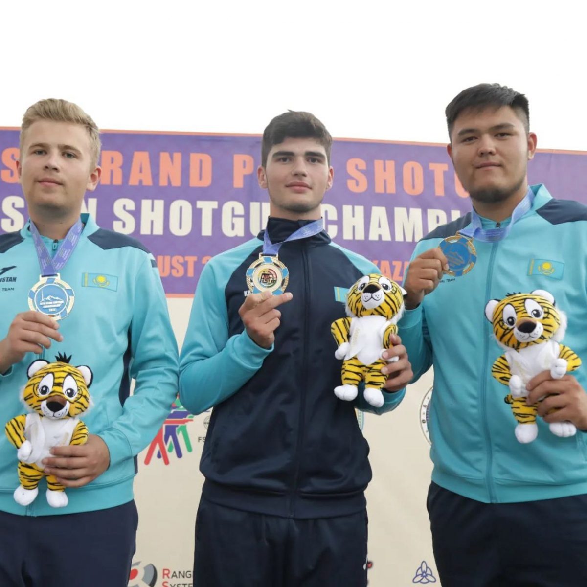 Казахстанские стрелки завоевали 11 медалей 10th Чемпионата Азии по стендовой стрельбе