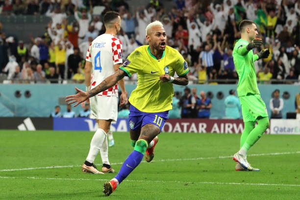 Сборная Хорватии пробивается в полуфинал ЧМ-2022 одержав победу над Бразилией