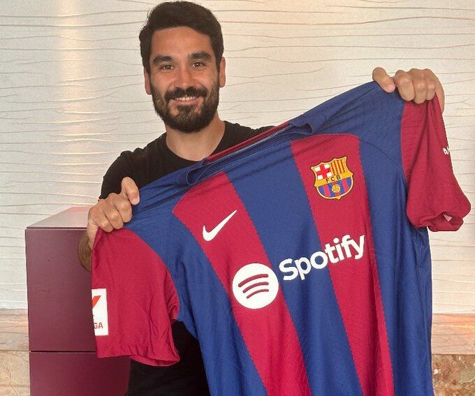 Чемпион «Манчестер Сити» подписывает контракт с испанской командой