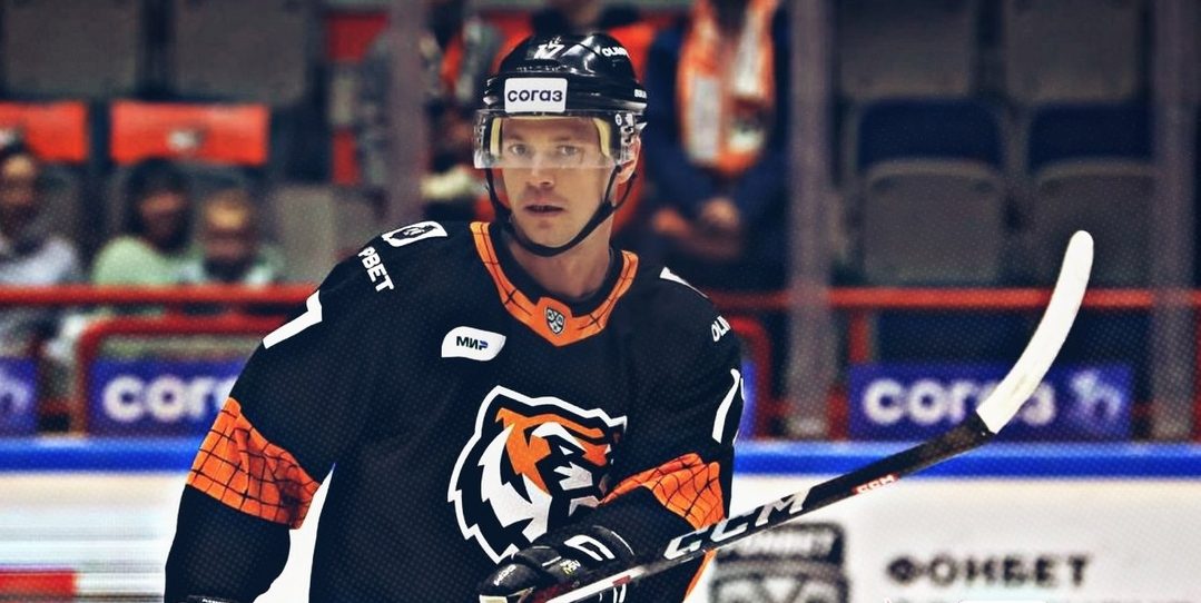 Источник: «Барыс» подпишет двух нападающих и защитника